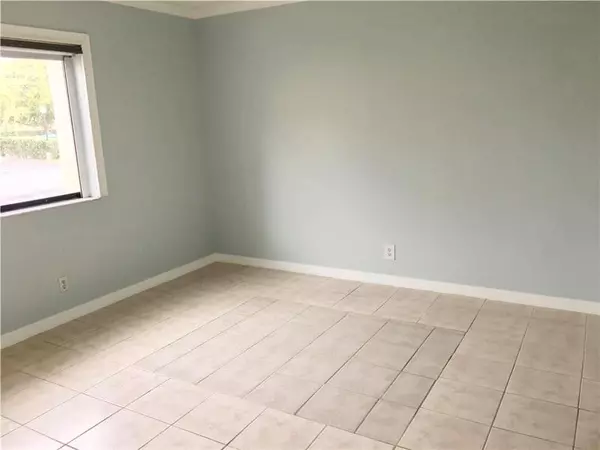 Coral Springs, FL 33065,2631 Riverside Dr #1