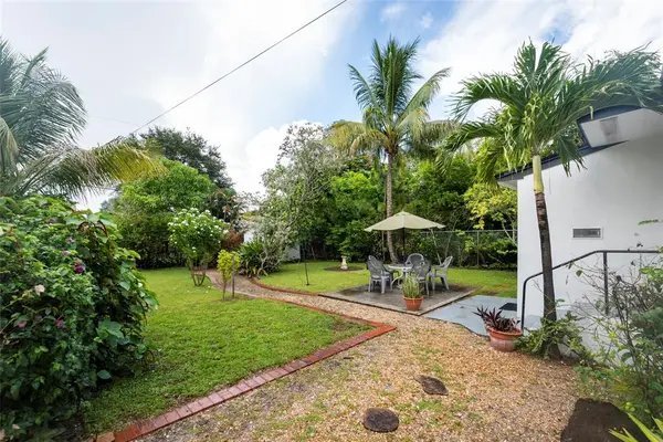 Fort Lauderdale, FL 33311,1734 NW 8th Ave