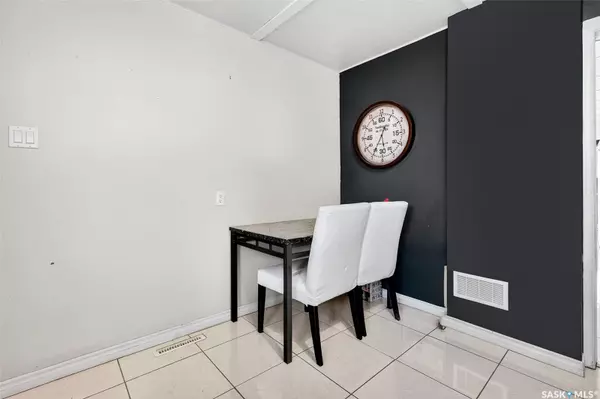 Moose Jaw, SK S6H 1X2,174 Ominica STREET W