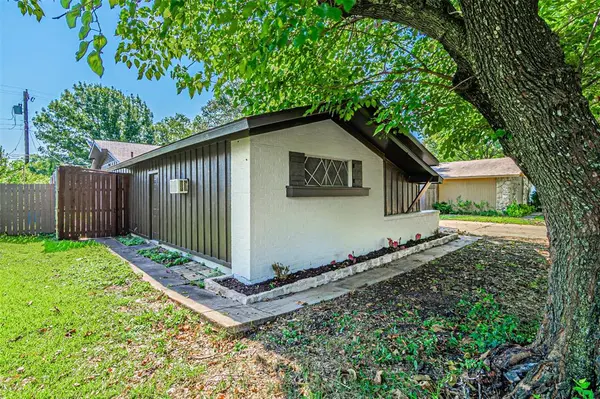 Garland, TX 75042,1018 Mccallum Drive