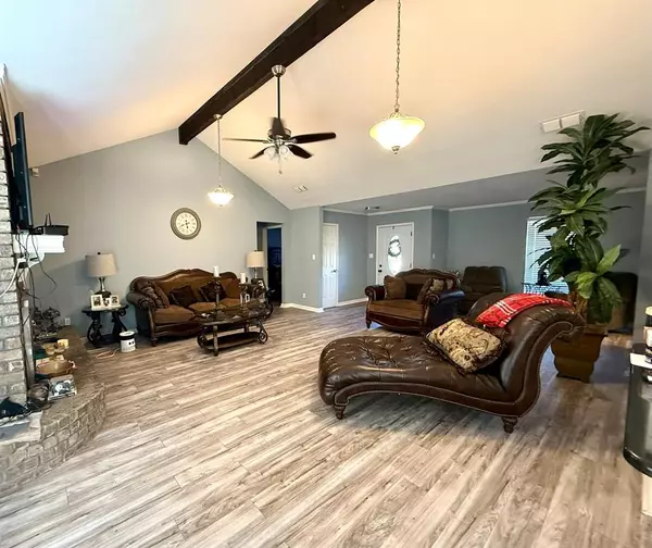 Shreveport, LA 71119,6335 Ernwood Circle