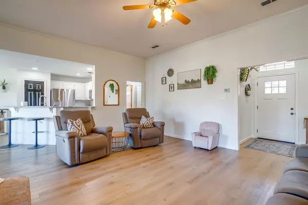 Joshua, TX 76058,940 County Road 909