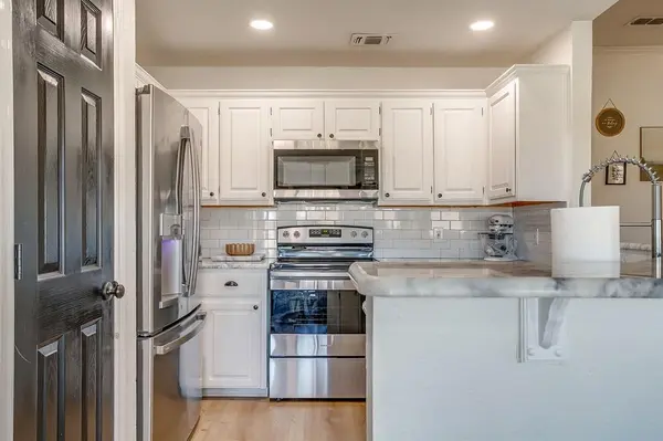 Joshua, TX 76058,940 County Road 909