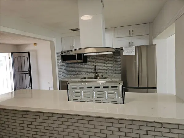 Miramar, FL 33023,6610 SW 26th St