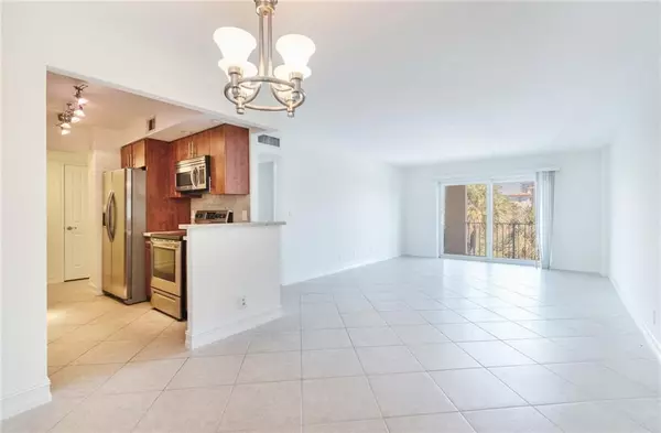 Boca Raton, FL 33432,950 Ponce De Leon Rd #408