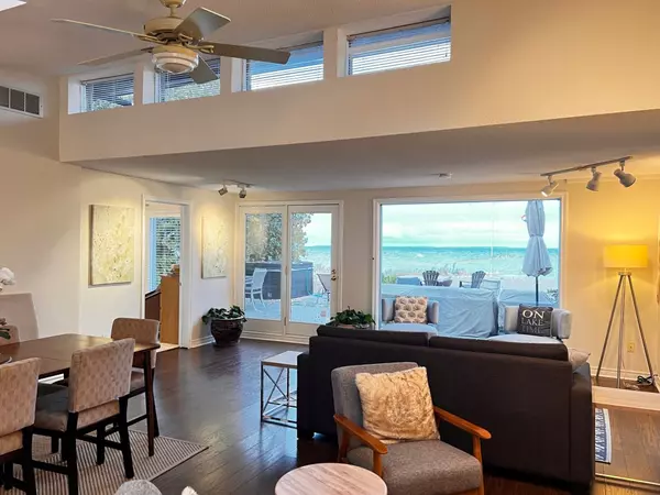 89 Georgian Manor DR, Collingwood, ON L9Y 5P4