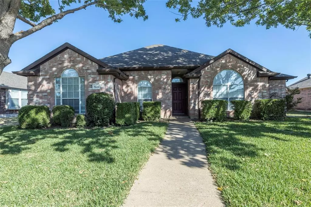 Rowlett, TX 75089,7506 Normandy Road