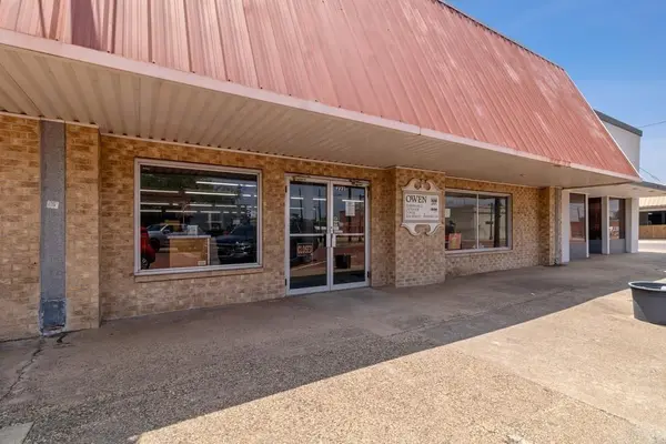 Corsicana, TX 75110,222 N Commerce Street