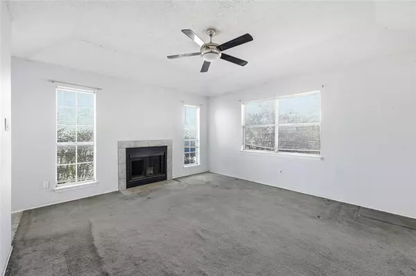 Euless, TX 76039,2910 Penny Lane