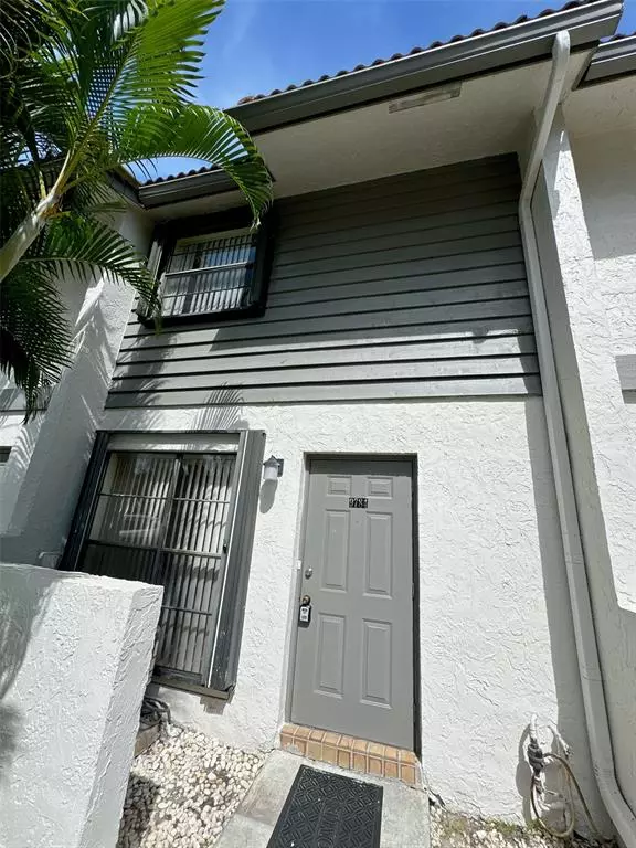 Coral Springs, FL 33071,9784 NW 14th St