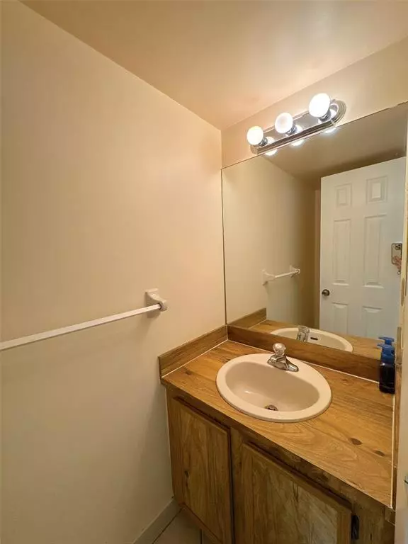 Coral Springs, FL 33071,9784 NW 14th St