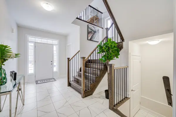 East Gwillimbury, ON L9N 0V1,46 Marlene Johnston DR