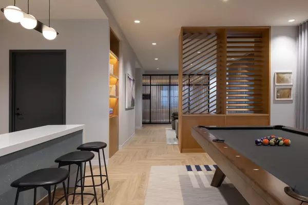 Mississauga, ON L5M 2T2,2495 Eglinton AVE W #913