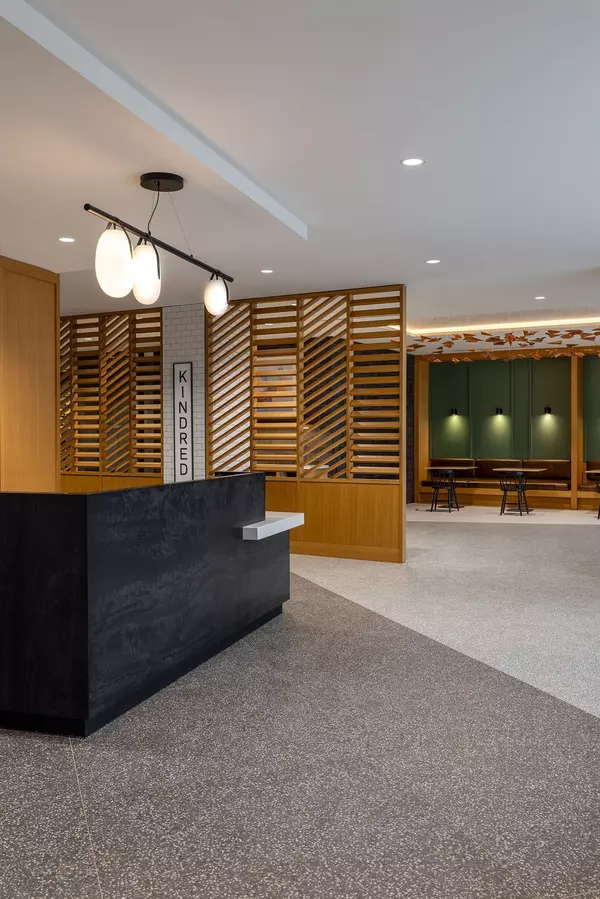 Mississauga, ON L5M 2T2,2495 Eglinton AVE W #913