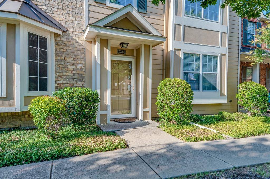 2316 Durango Ridge Drive, Bedford, TX 76021