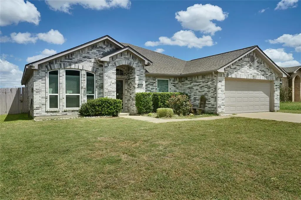 Grand Prairie, TX 75052,2020 Southwood Trail