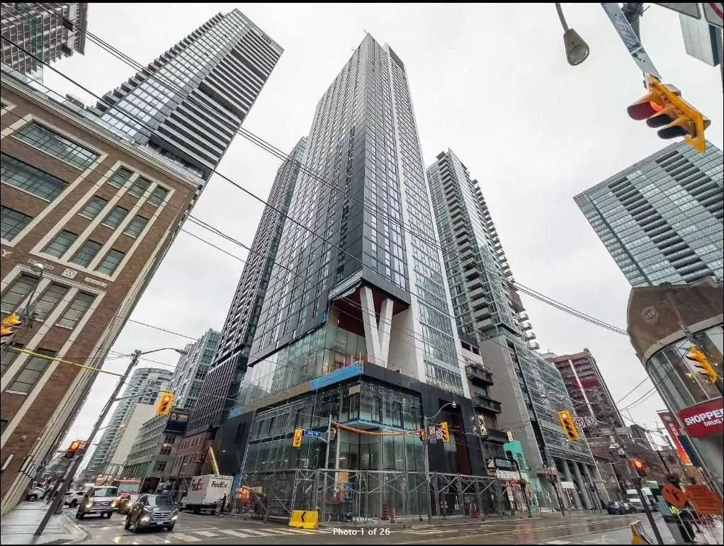 Toronto C01, ON M5V 1K1,357 King ST W #2705