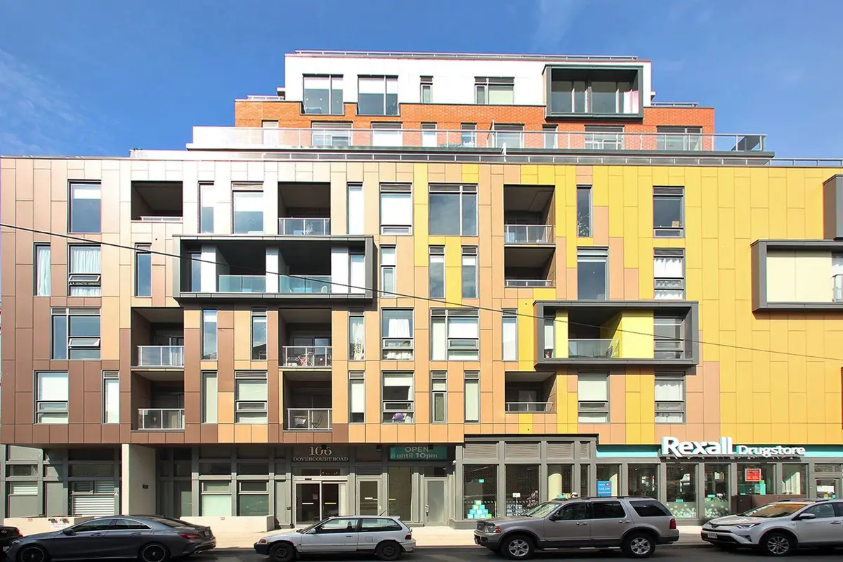 Toronto C01, ON M6J 0G4,106 Dovercourt RD #320