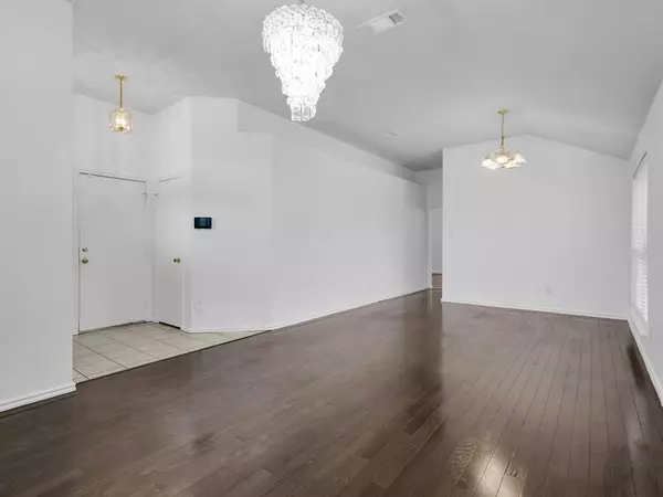 Arlington, TX 76010,3000 Prairie Hill Lane