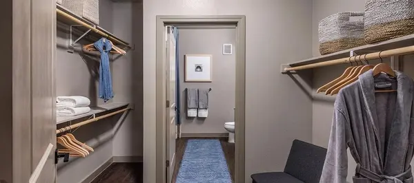 Irving, TX 75039,880 Lake Carolyn Parkway #520