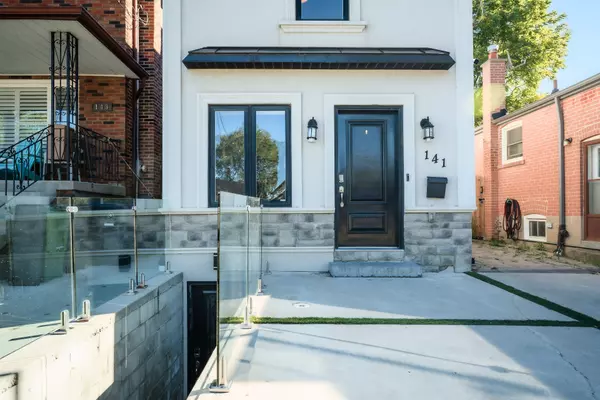 Toronto E06, ON M1N 3L3,141 South Edgely AVE #LOWER