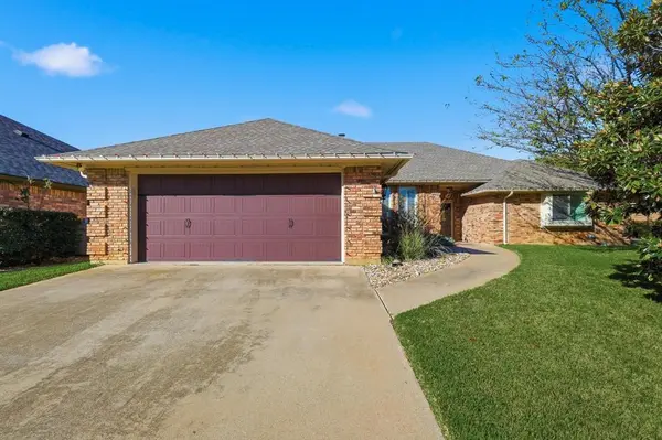Bedford, TX 76021,3721 Fieldcrest Lane