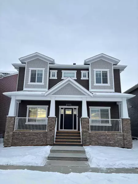 2762 Baywater LNDG, Airdrie, AB T4B 5K5