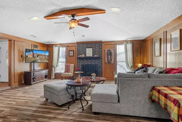 Carrollton, TX 75007,1613 Saint James Drive