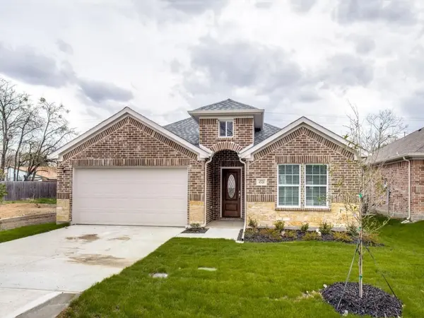 4524 W Lake Highlands Drive, The Colony, TX 75056