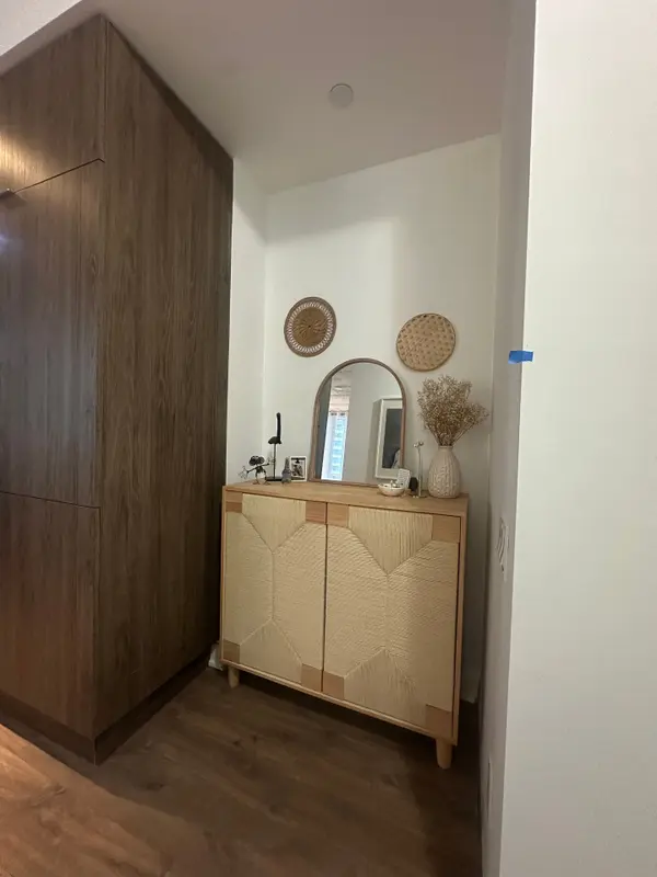 Toronto C01, ON M5V 2G3,88 Blue Jays WAY #1002