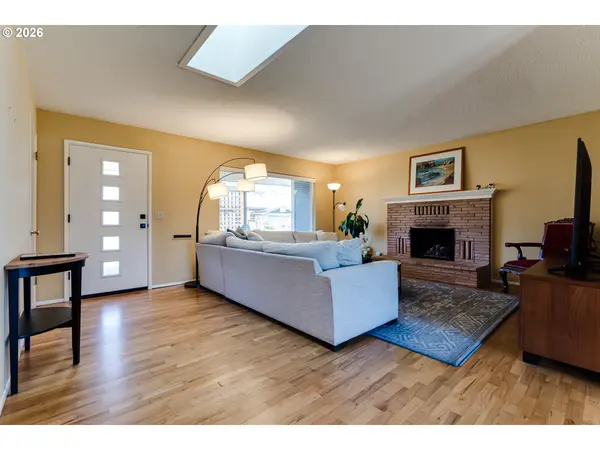 2427 POLK ST, Eugene, OR 97405