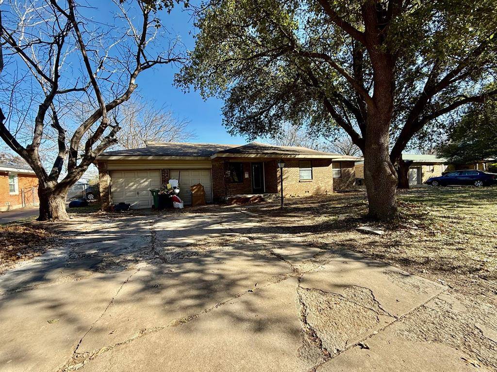 4336 Ken Michael Court, North Richland Hills, TX 76180