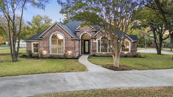 615 W Aurora Vista Trail, Aurora, TX 76078