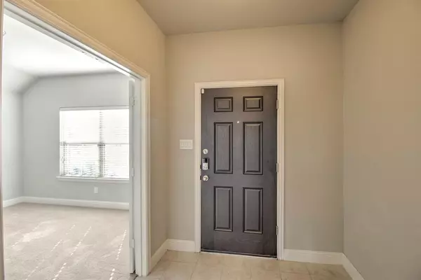 Aubrey, TX 76227,1925 Alton Way