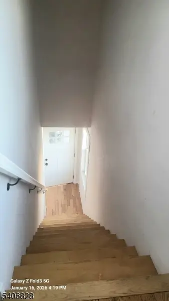 Newark City, NJ 07112,10 Shaw Ave #2