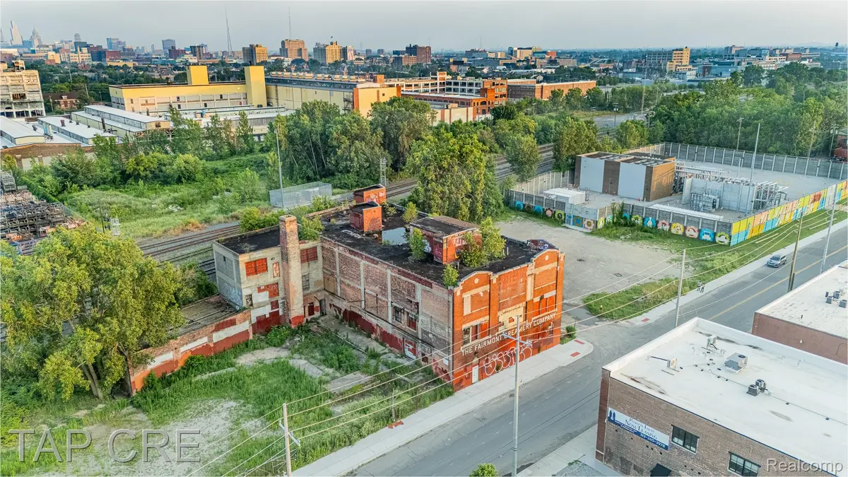 600 E Milwaukee ST, Detroit, MI 48202