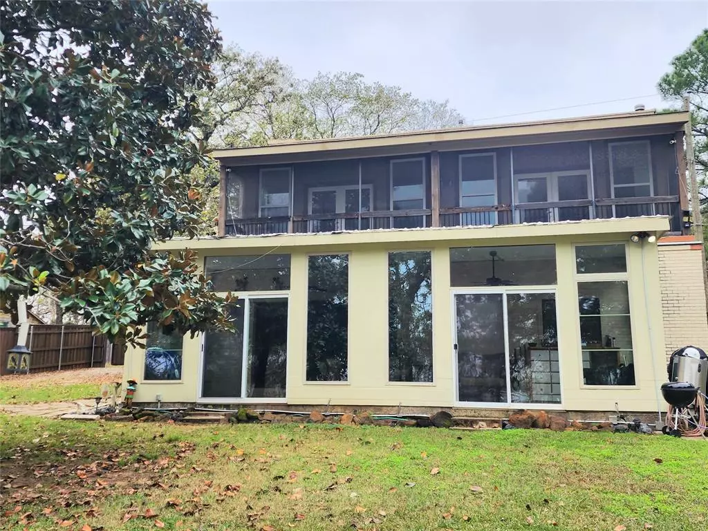 Shady Shores, TX 76208,546 Jay Street