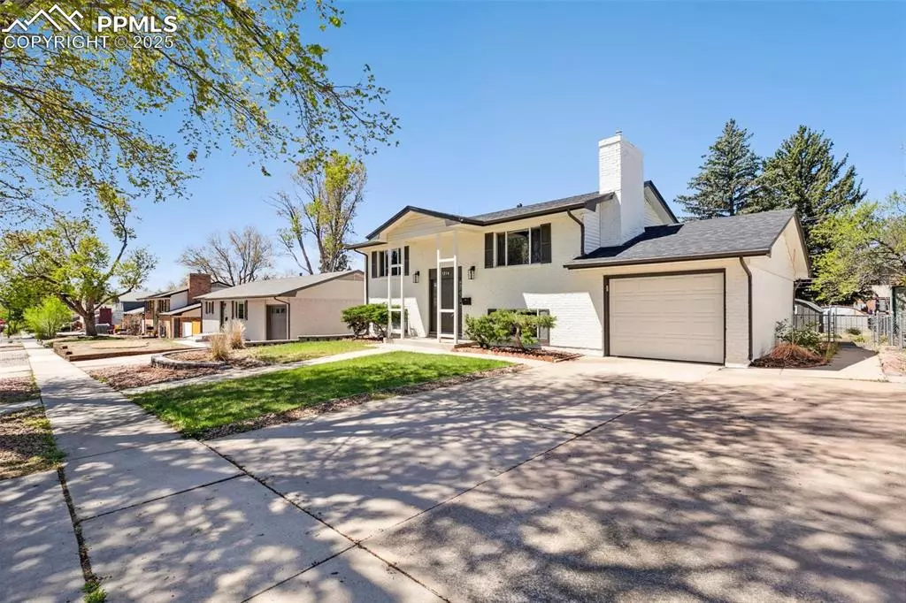 Colorado Springs, CO 80909,1214 Bowser DR