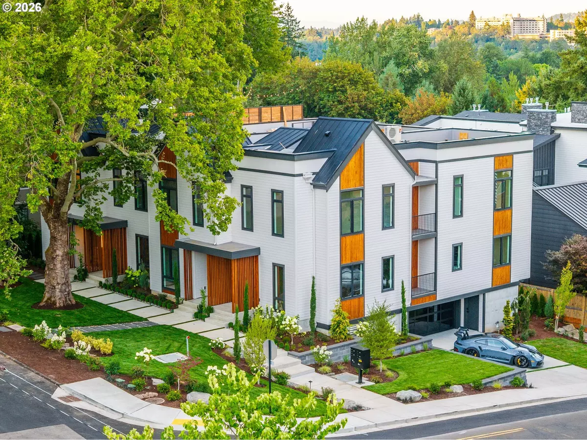 Lake Oswego, OR 97034,705 1st ST