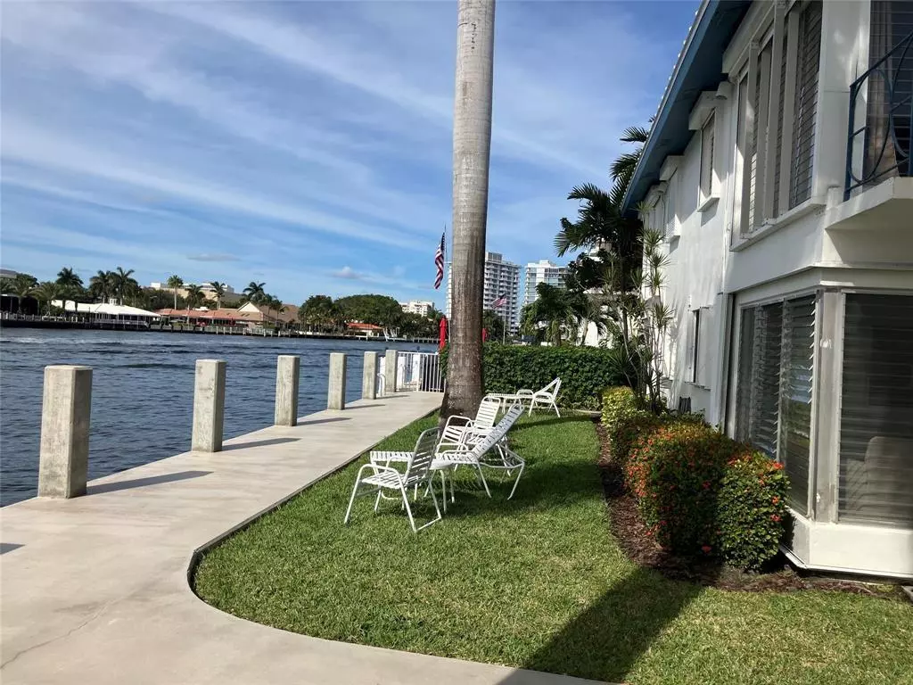 Fort Lauderdale, FL 33304,561 Bayshore Dr #5