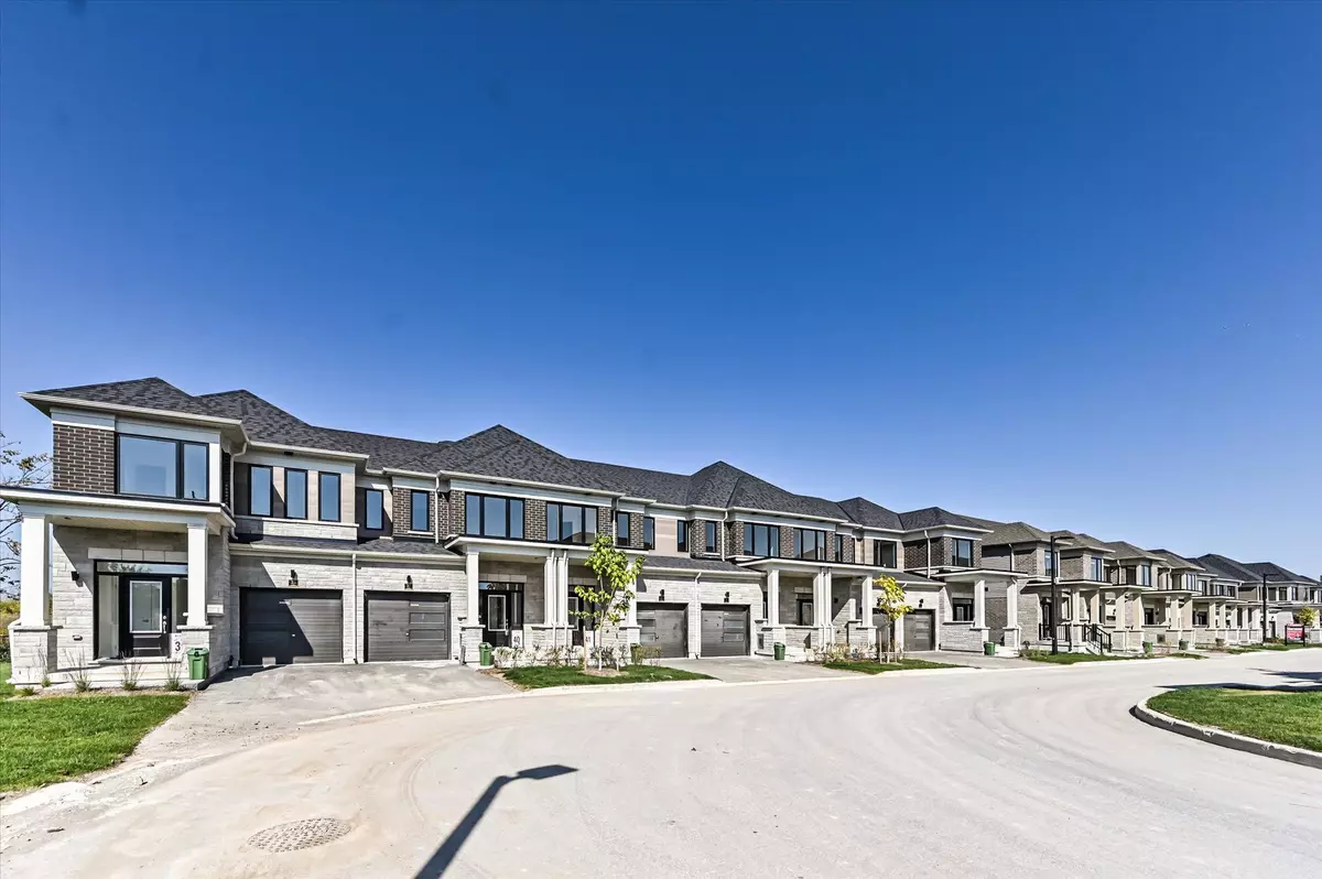 Kawartha Lakes, ON K9V 0T2,39 Hickey LN