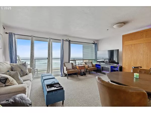 Newport, OR 97365,507 NW ALPINE ST #204