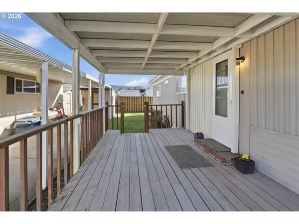 Newberg, OR 97132,2902 E 2ND ST #67