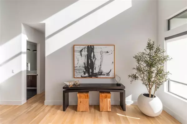 Dallas, TX 75214,6923 Inverness Lane