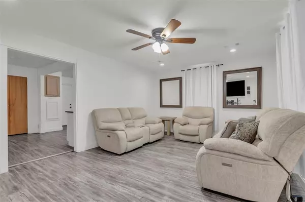 Lancaster, TX 75146,929 Hall Street