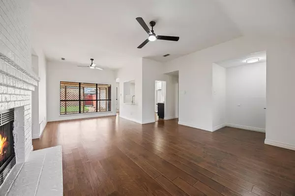 Rowlett, TX 75089,7214 Aberdeen Drive