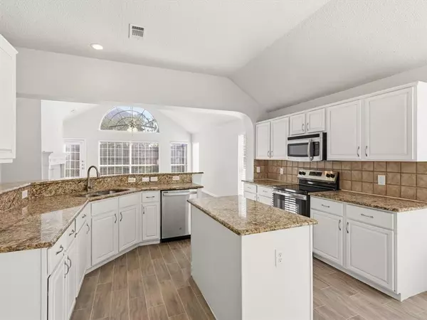 Fort Worth, TX 76123,7955 Hosta Way