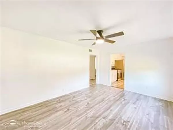 Coleman, TX 76834,608 E 8th Street