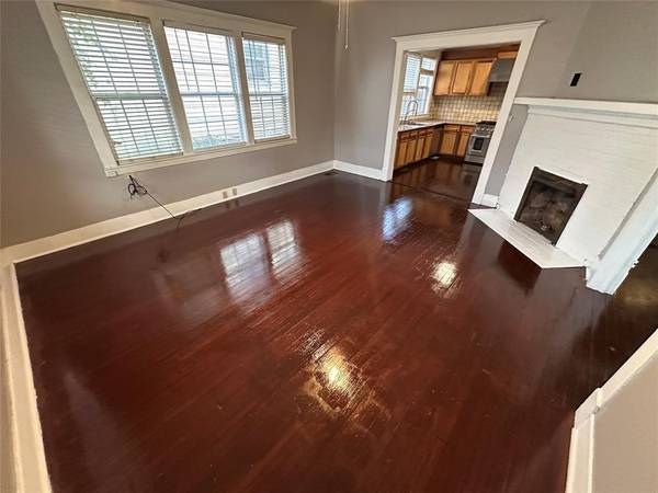 Dallas, TX 75214,5614 Columbia Avenue