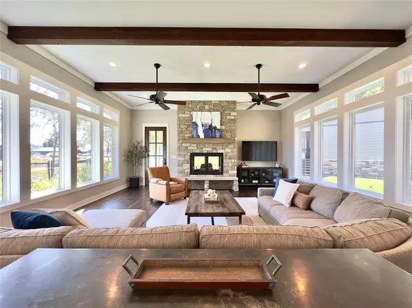 Scroggins, TX 75480,800 King Leonard Court